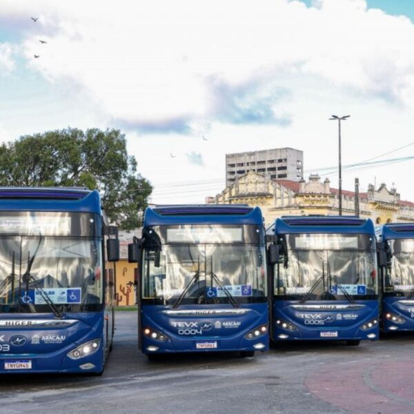 Ministério Público de Contas questiona compra de ônibus elétricos em Aracaju e pede novo julgamento
