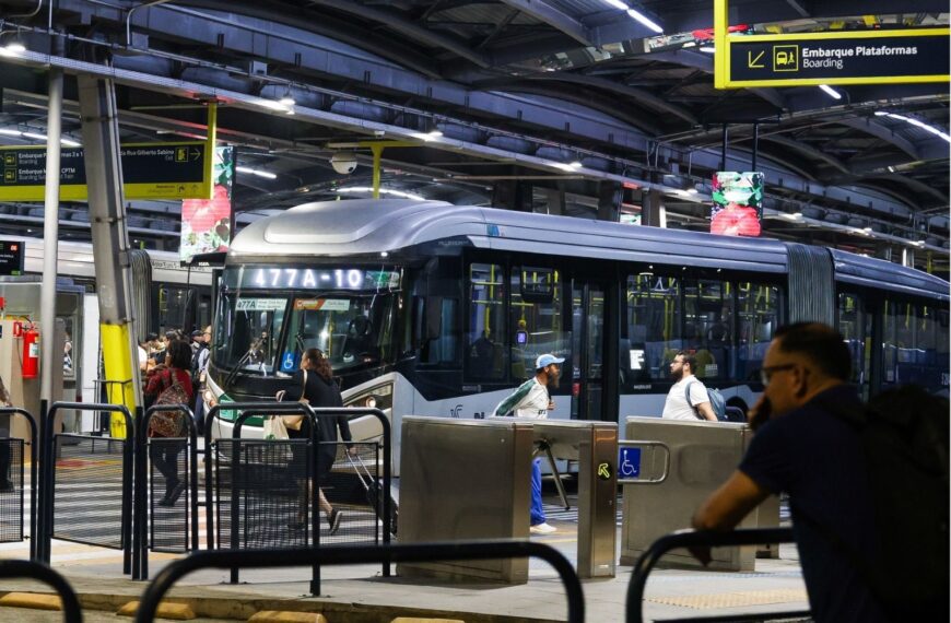 PL prevê Bilhete Único com validade de quatro horas e ônibus gratuitos entre 22h e 5h em São Paulo