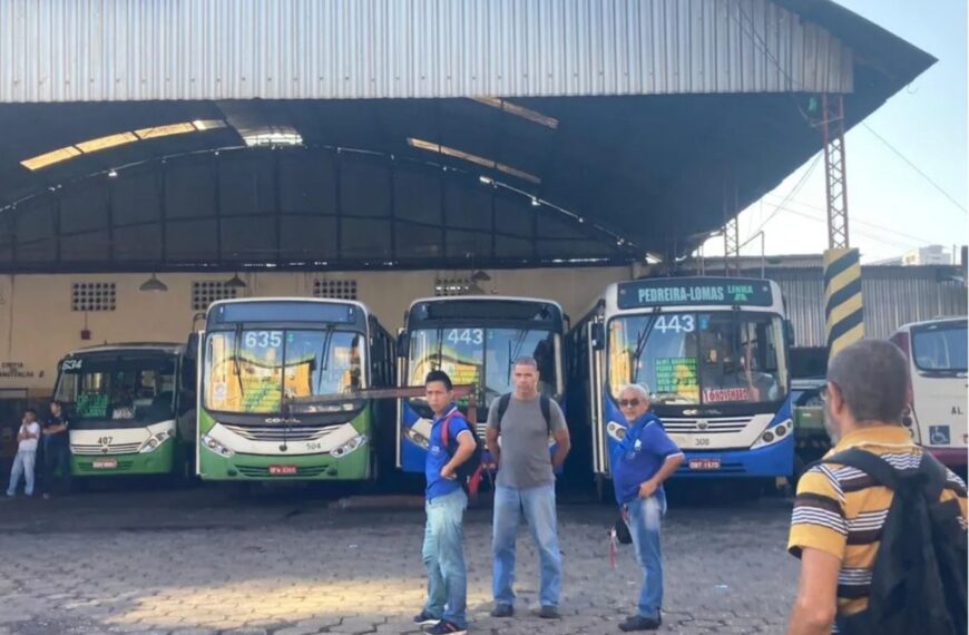 Paralisação de trabalhadores da Monte Cristo continua e afeta linhas de ônibus em Belém