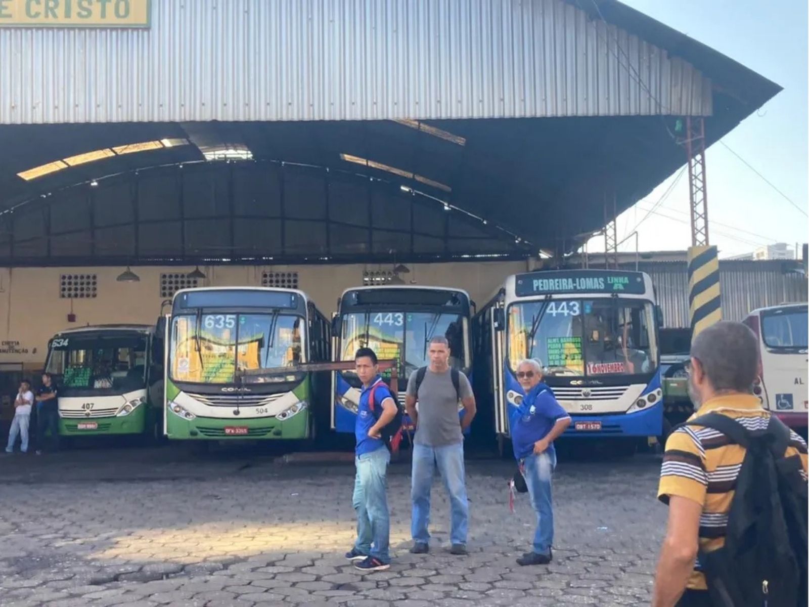 Paralisação de trabalhadores da Monte Cristo continua e afeta linhas de ônibus em Belém