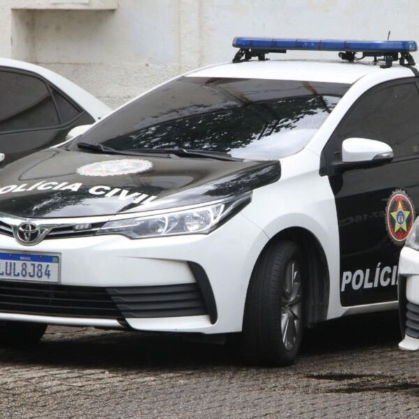 Polícia Civil faz operação contra grupo investigado por transporte clandestino entre Cabo Frio e Rio de Janeiro