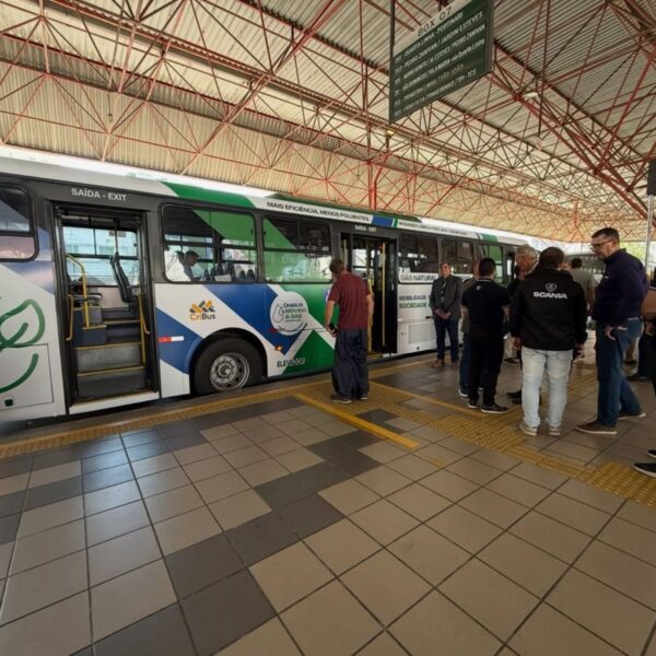 Criciúma testa ônibus a biometano por 30 dias no transporte coletivo