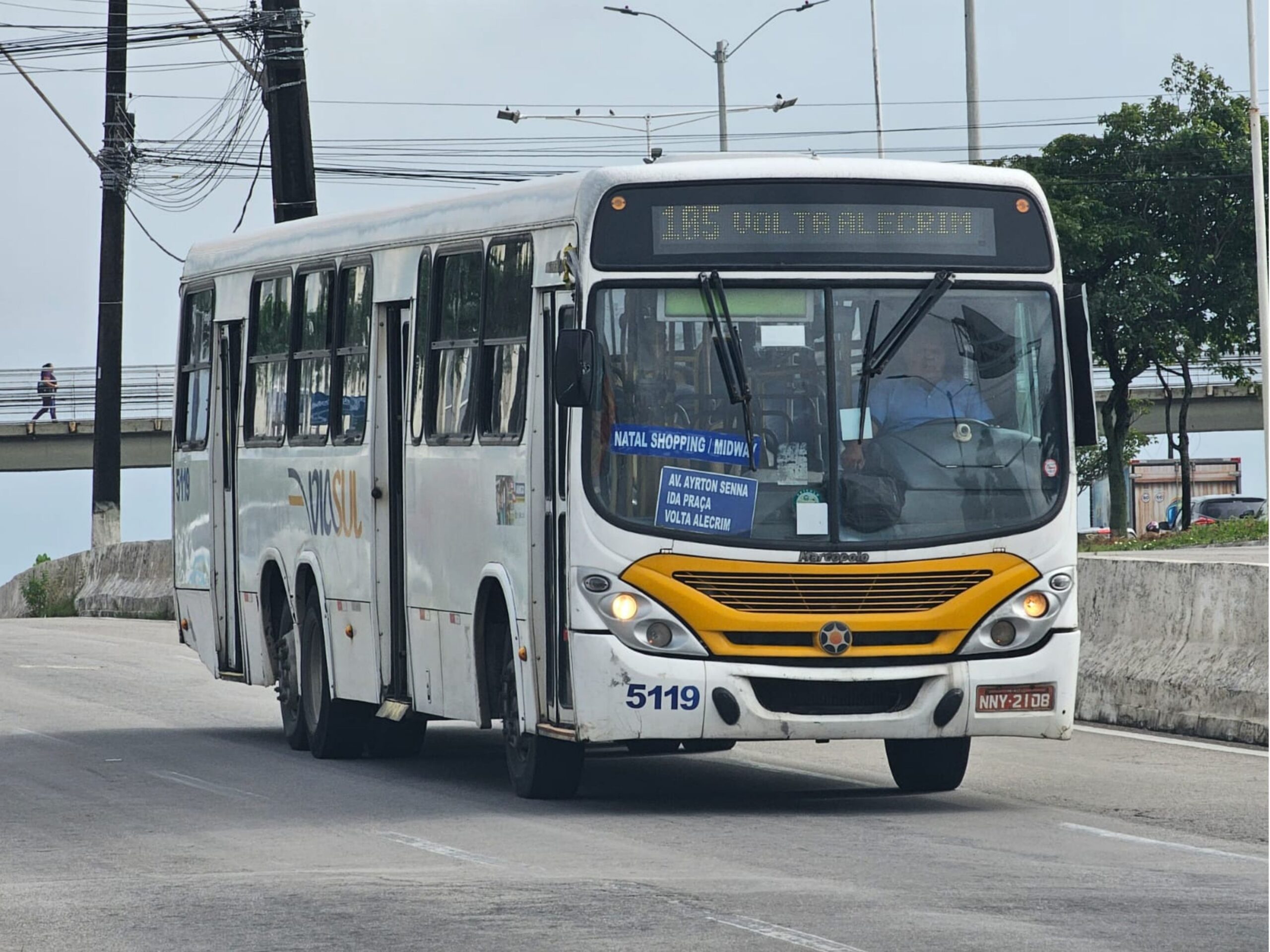Frota de ônibus segue envelhecida apesar de crédito para renovação