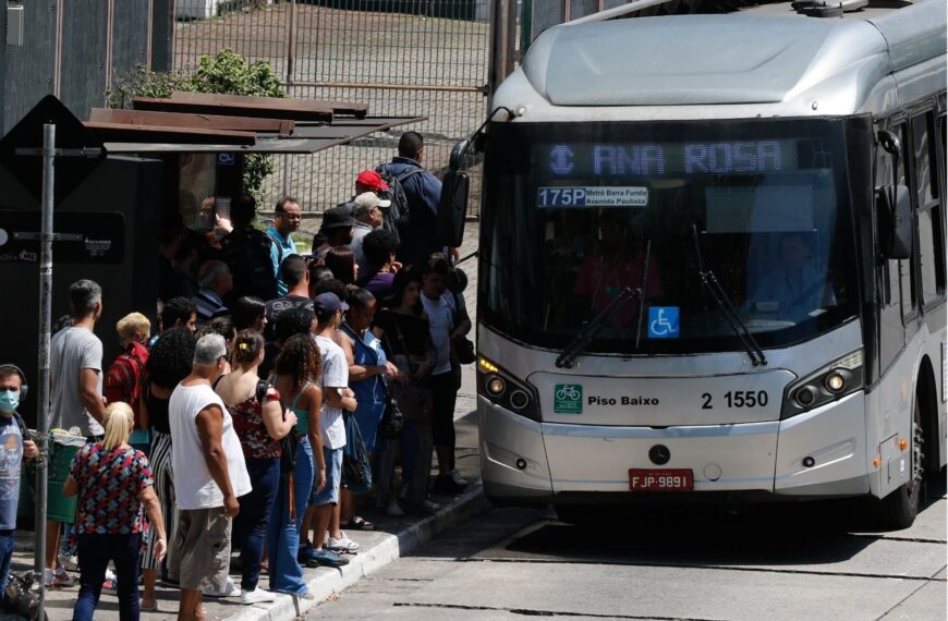 Lula descarta tarifa zero no transporte público em eventual 4º mandato
