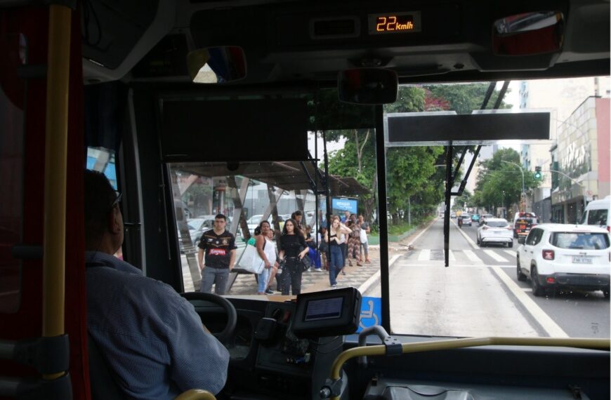 Salário de motorista de ônibus em São Paulo passa a R$ 4.563,86 após acordo