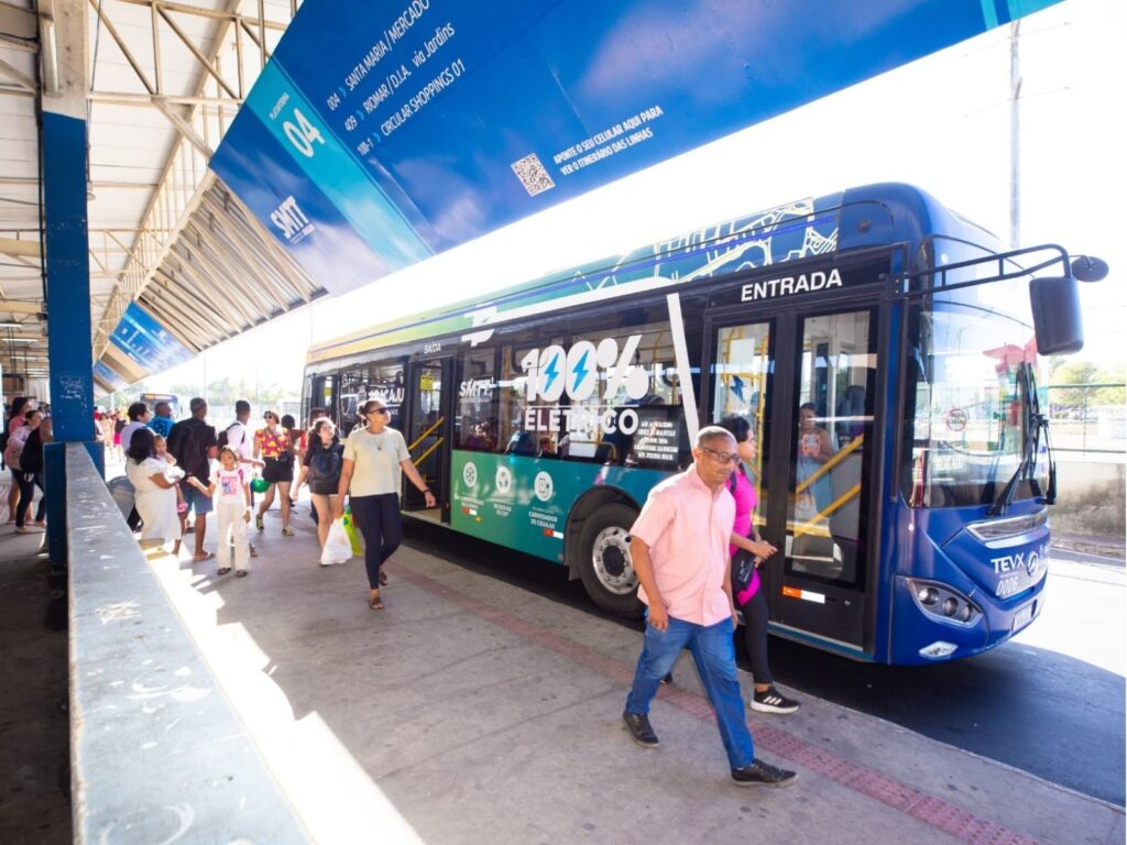 Câmara de Aracaju aprova ISS zero para ônibus por 24 meses