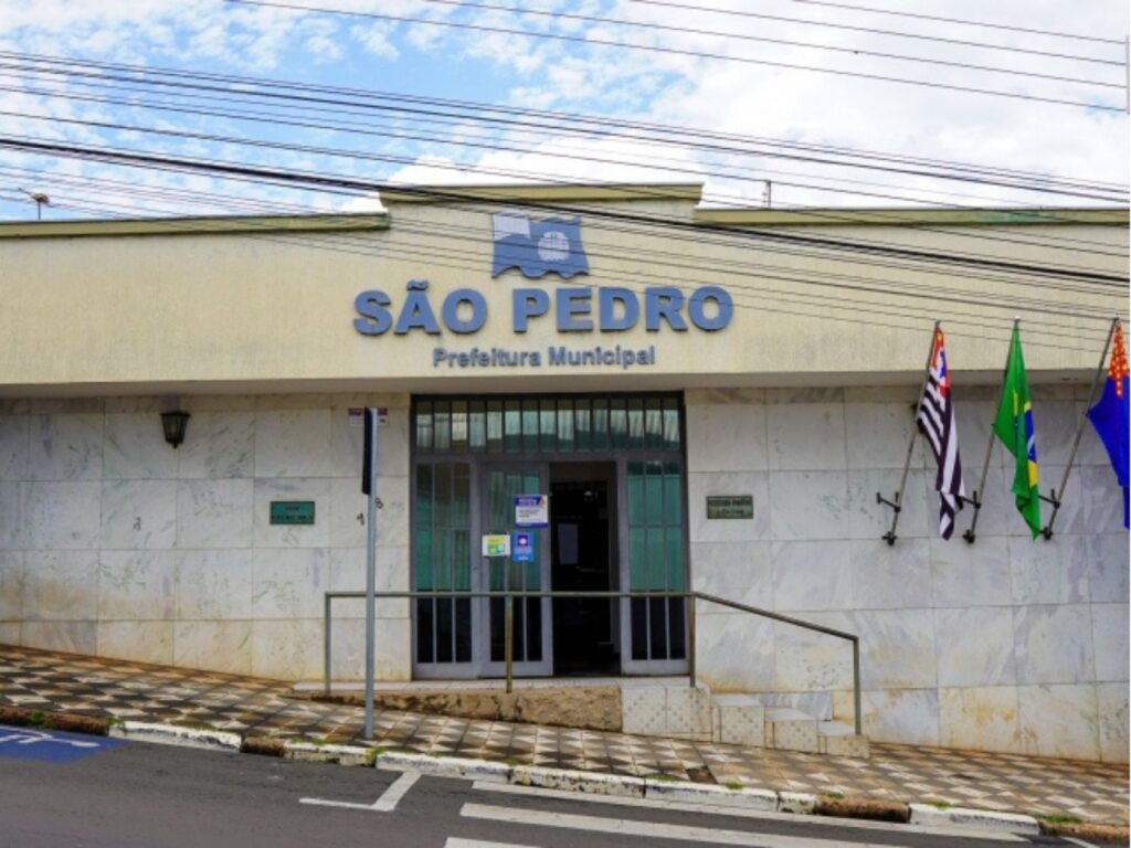 São Pedro suspende licitação para concessão do transporte coletivo