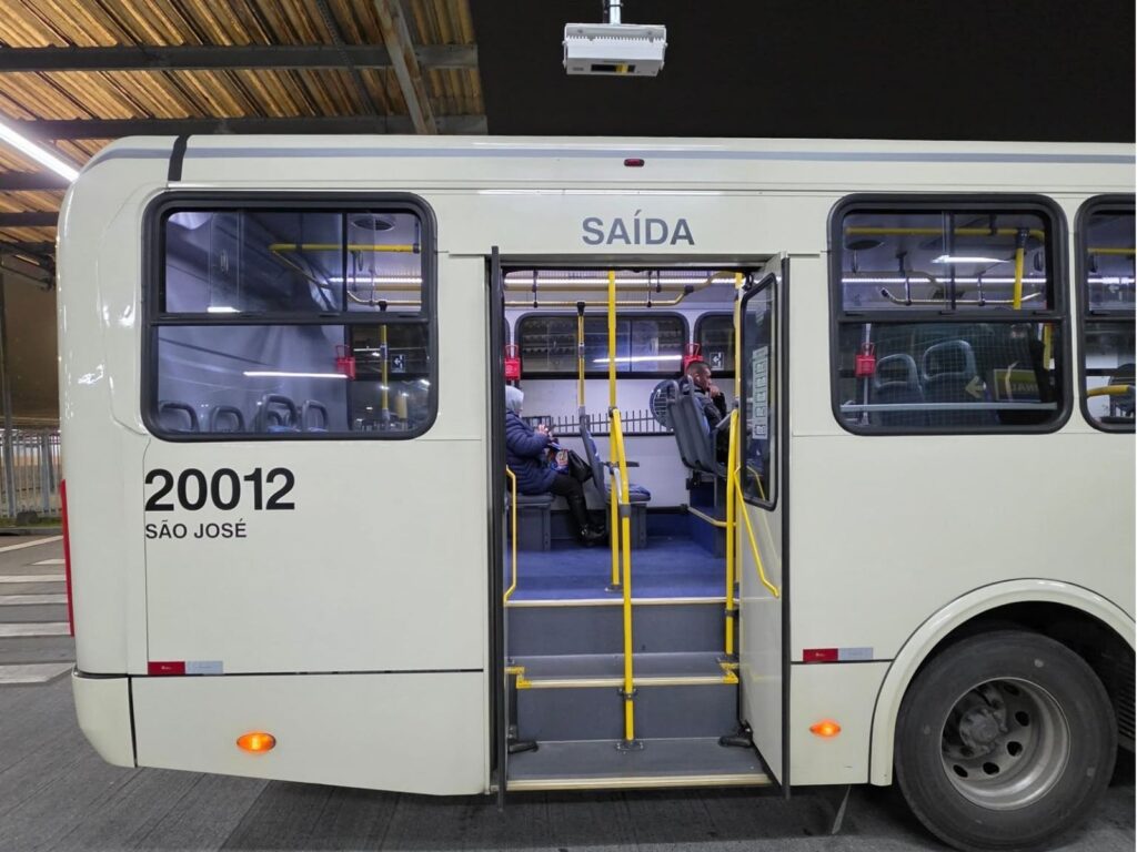 Terminais da Região Metropolitana de Curitiba recebem 261 câmeras de contagem de passageiros