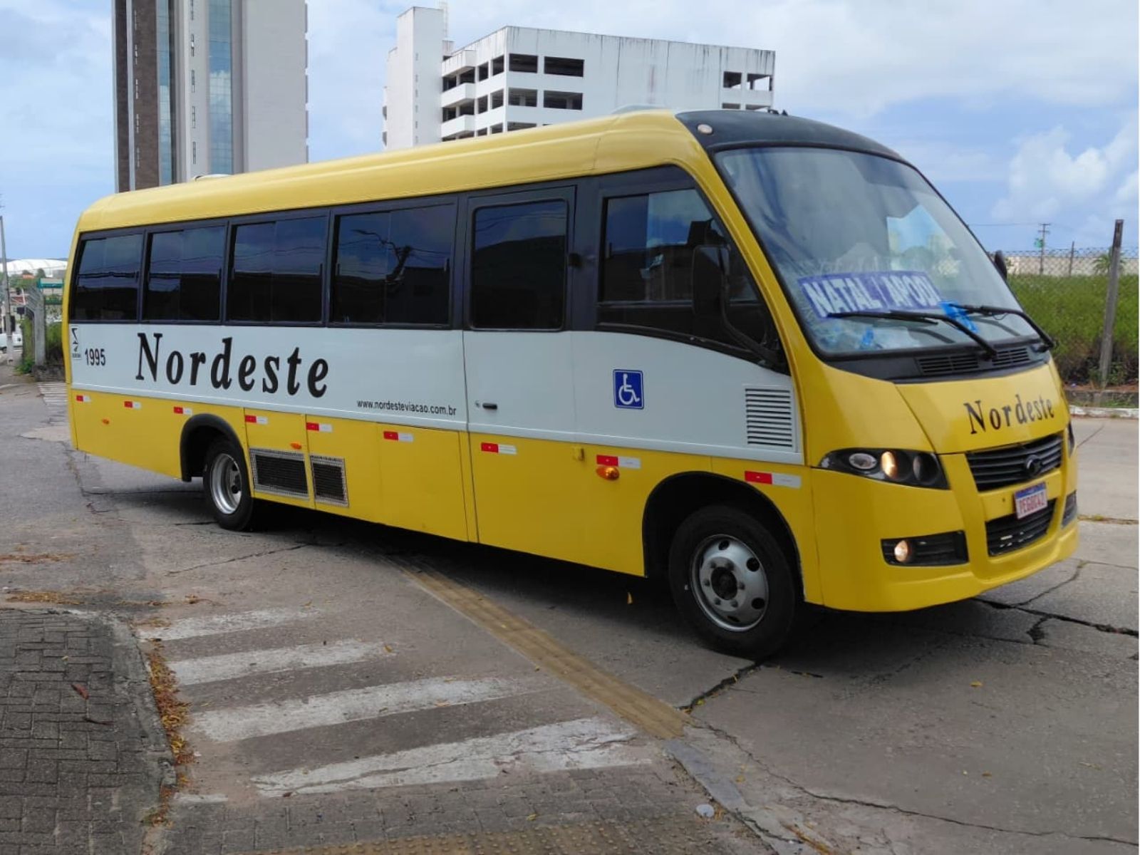 Viação Nordeste substitui ônibus de 2013 por veículo mais velho, fabricado em 2010
