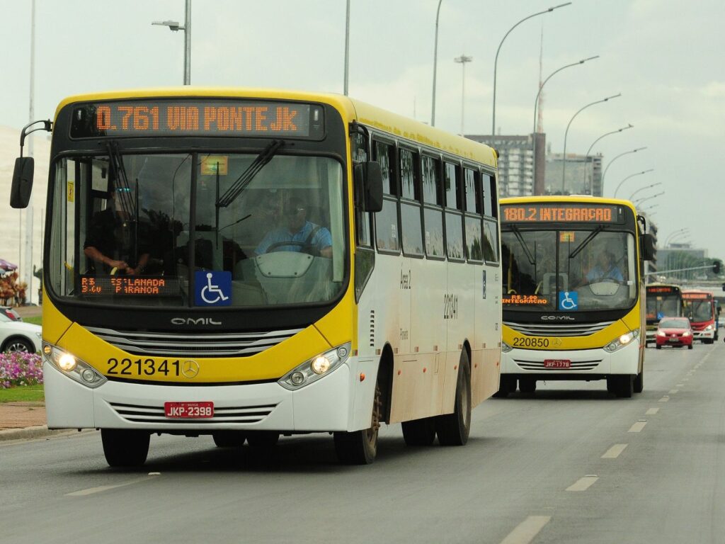 CNT destaca 15 deputados que podem influenciar o futuro do transporte no Brasil
