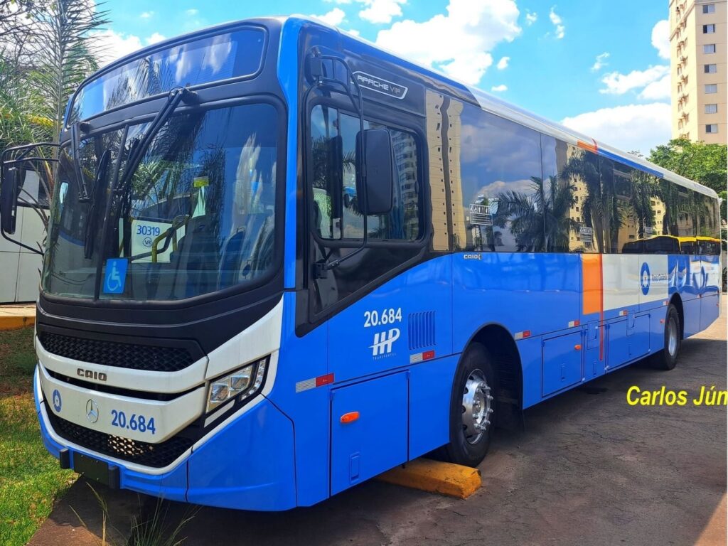 Goiânia recebe 19 novos ônibus para renovação da frota do transporte público