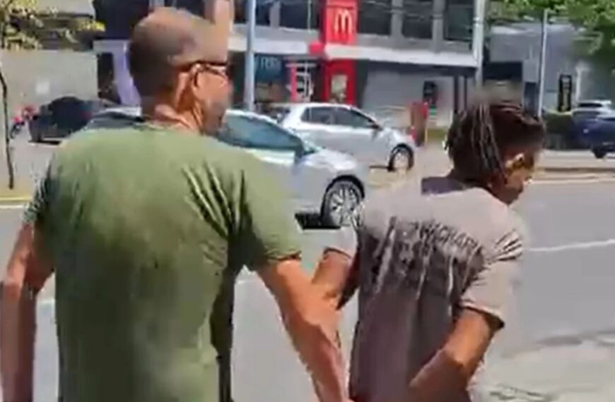 Homem é preso suspeito de importunação sexual contra passageira dentro de ônibus no Recife