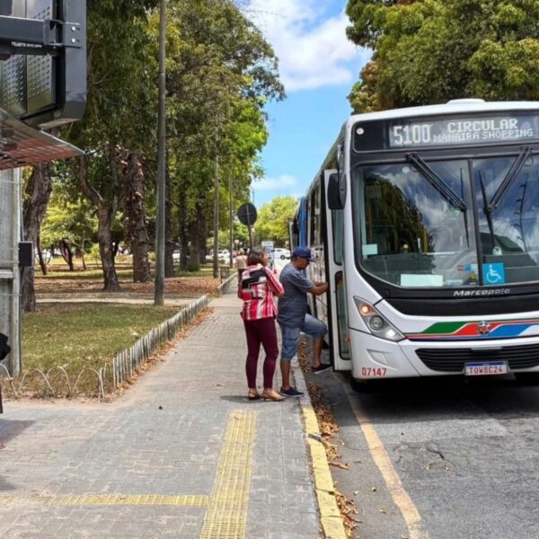 João Pessoa registra denúncias de atrasos e falhas nos ônibus durante votação