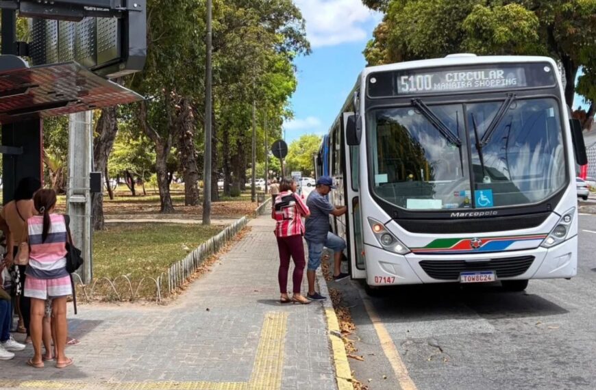 João Pessoa registra denúncias de atrasos e falhas nos ônibus durante votação
