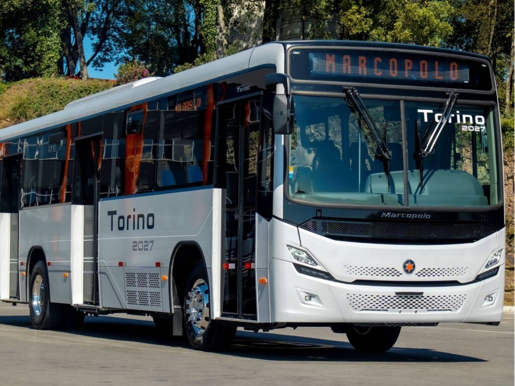 Marcopolo inicia entregas do novo Torino 2027