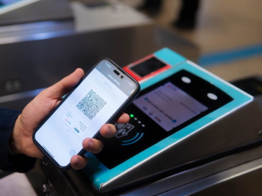 Metrô de São Paulo passa a utilizar QR Code e encerra bilhete magnético