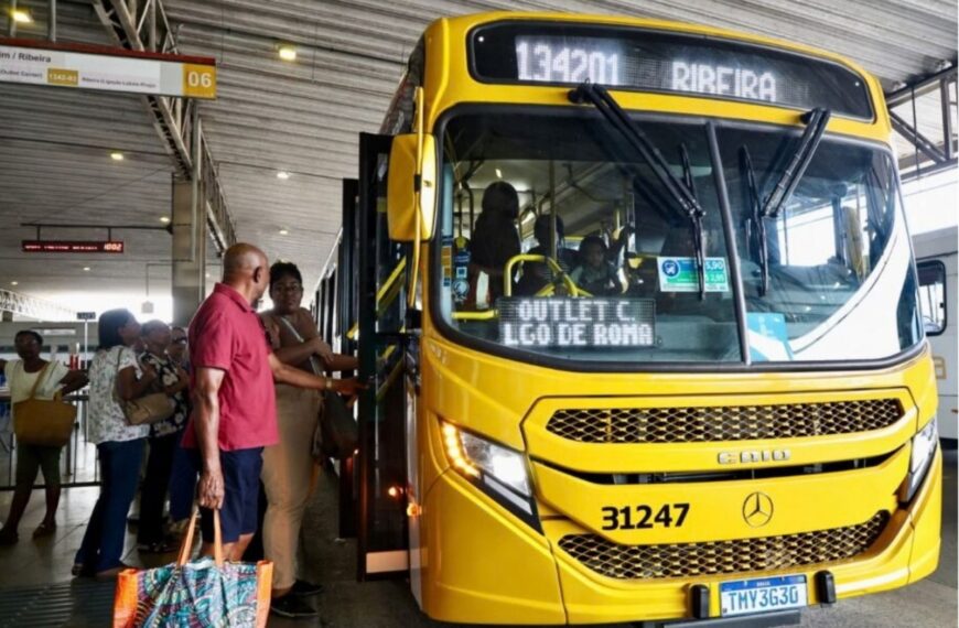 Ônibus de Salvador deixarão de aceitar pagamento em dinheiro