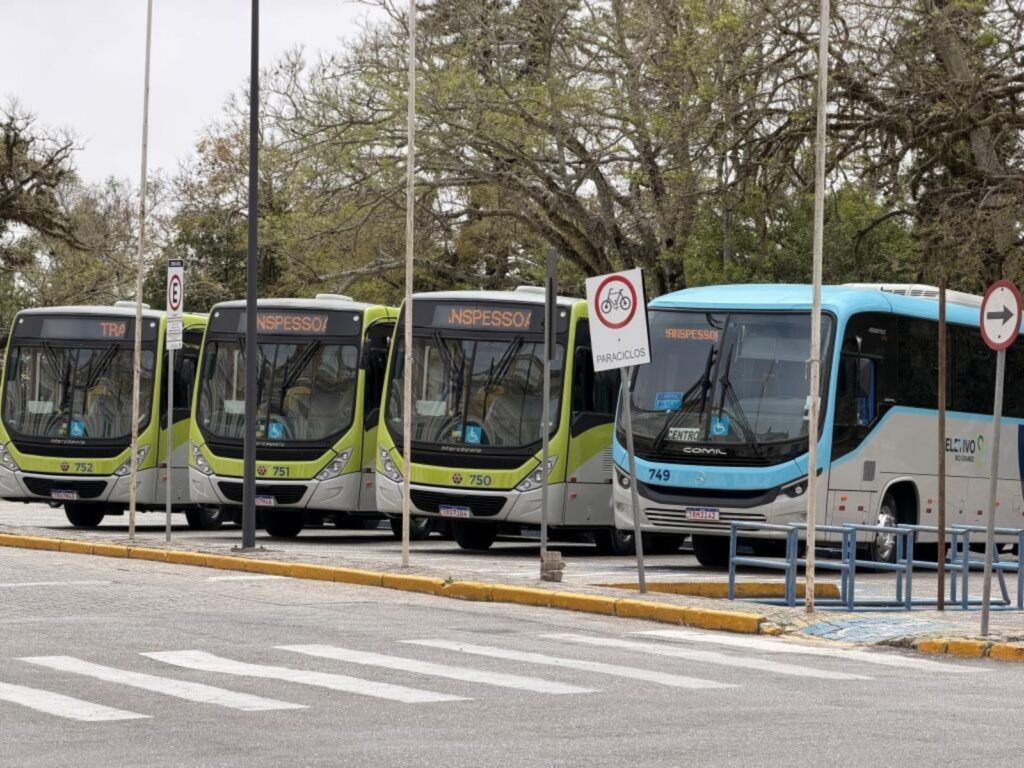 Rio Grande recebe quatro novos ônibus e chega a 31 veículos renovados