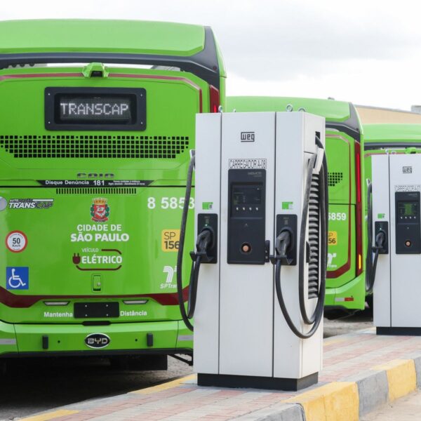 São Paulo reduz ritmo de expansão dos ônibus elétricos por falta de infraestrutura